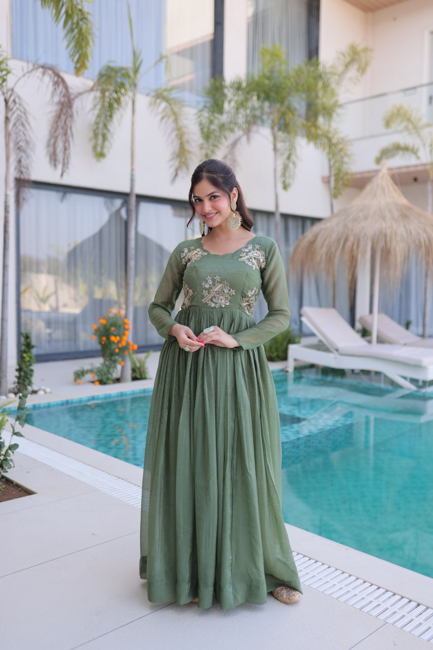 Premium Silver Crunchy Designer Gown for Women – Beads Embroidered Party Wear Ethnic Dress