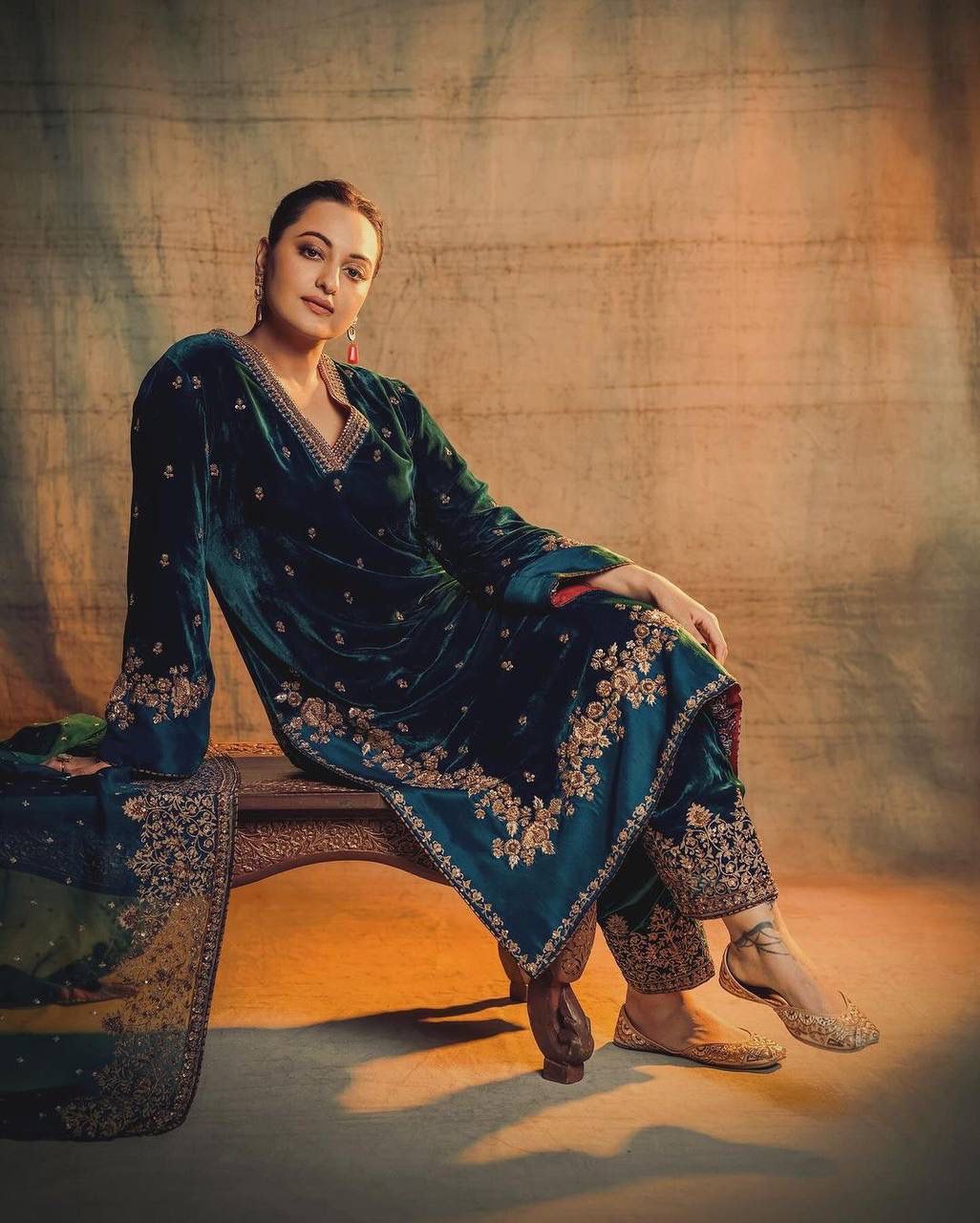Sonakshi Velvet Embroidered Suit Set with Dupatta