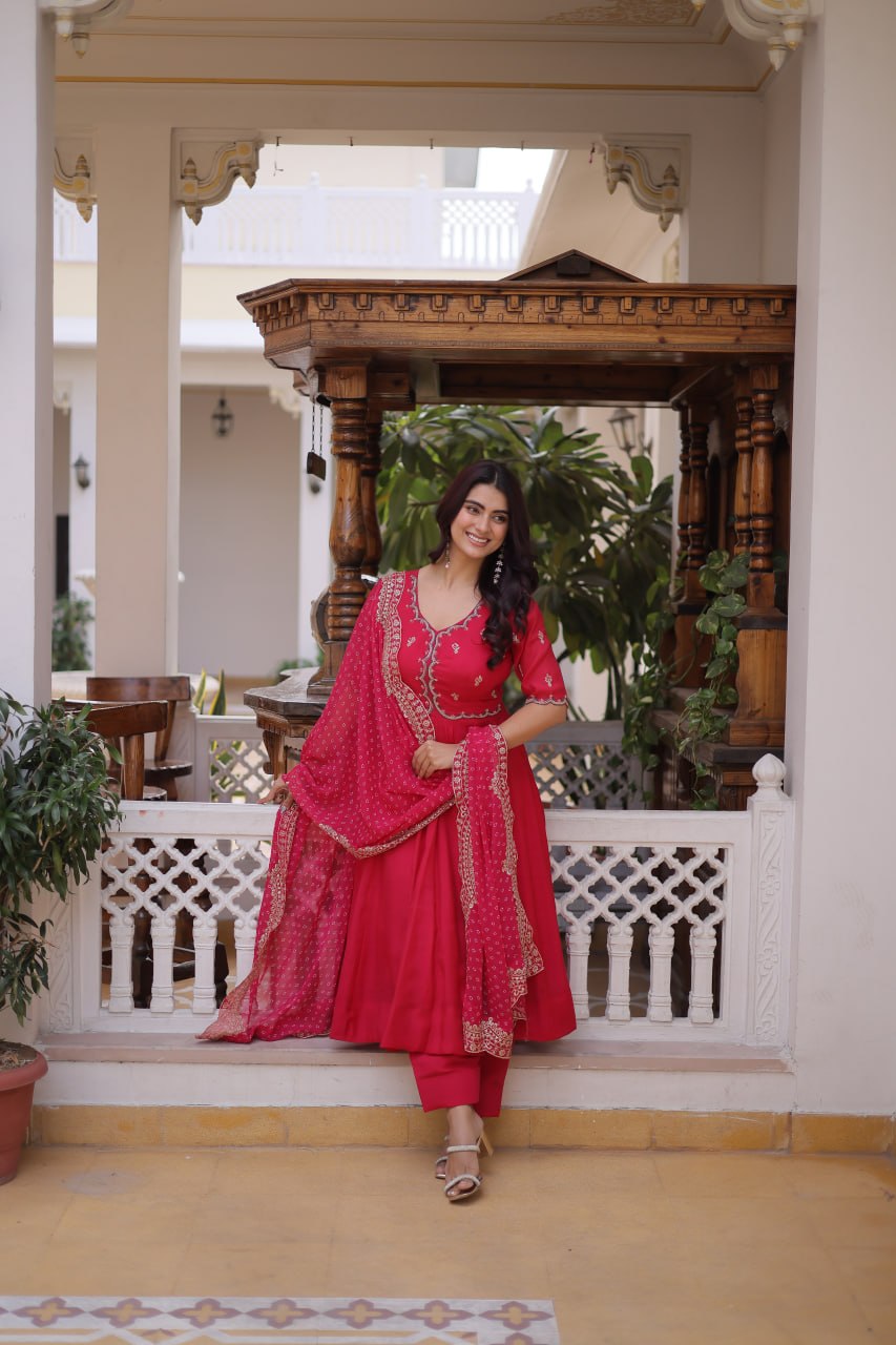 Premium Designer Mul Chanderi Kurti Pant Dupatta Set